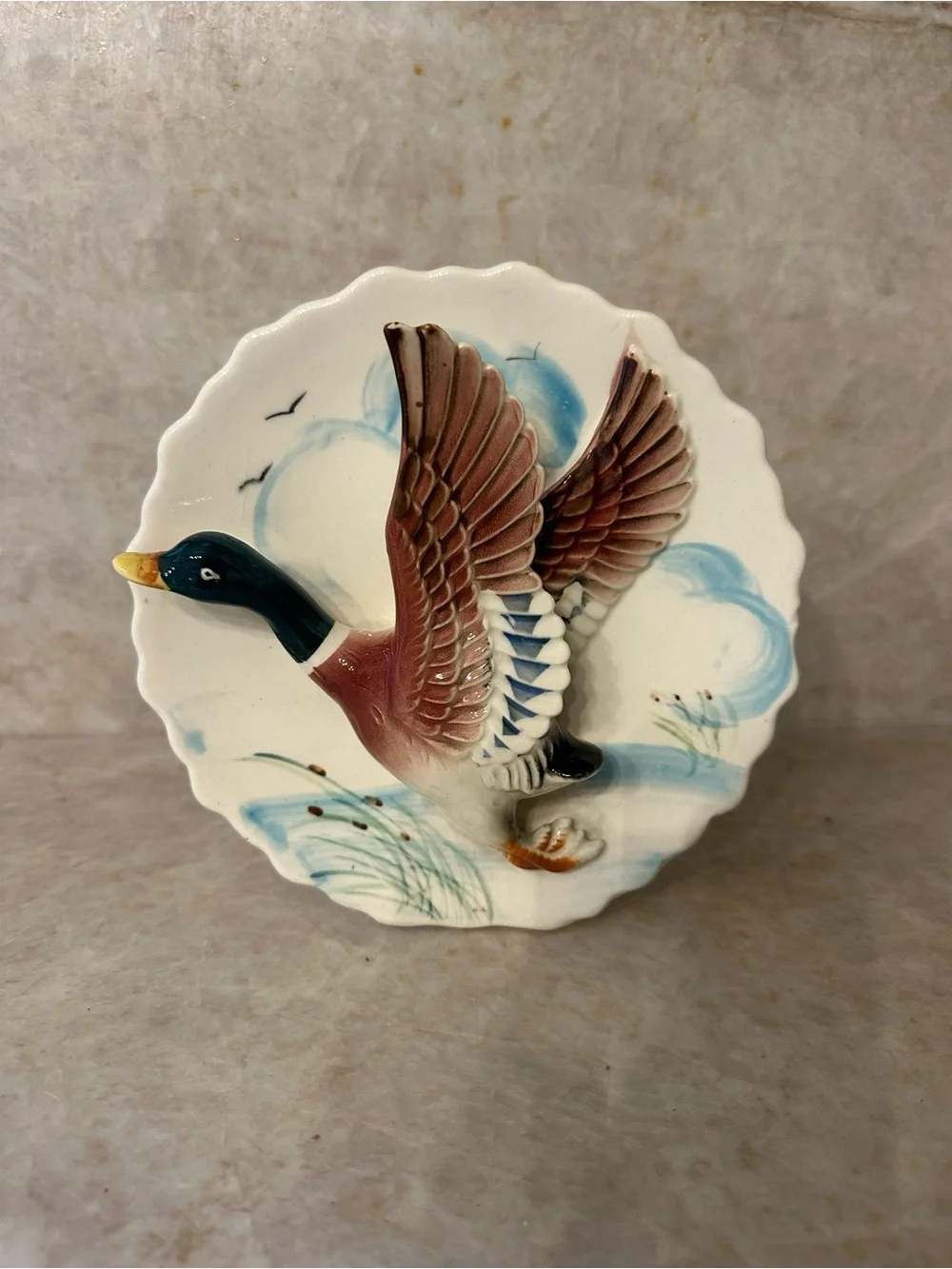 Decorative Flying Mallard Ceramic Wall Plaque/ vase- White and Brown